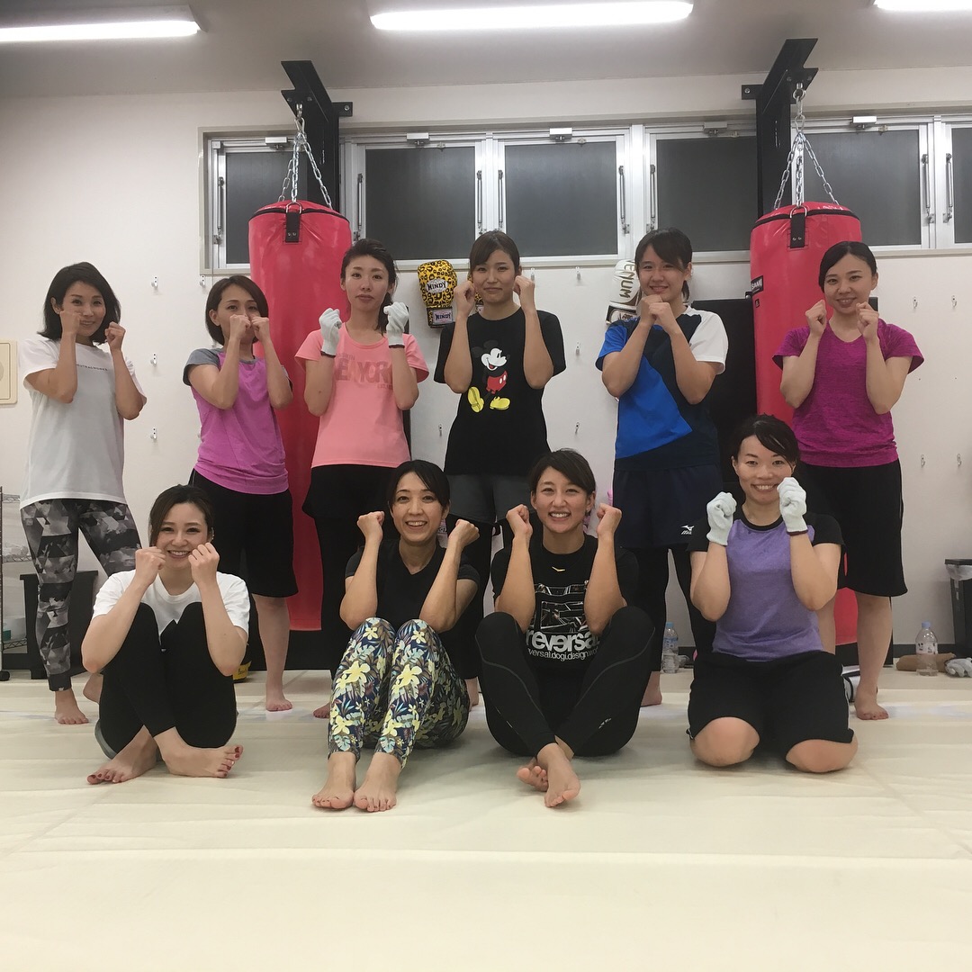 女性総合格闘家 杉山しずか 先生 台東区 上野 女性専用ジム ビューティーキックス ダイエット キックボクシング