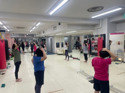 キックボクシング　体験　女性専用ジム　ビューティーキックス