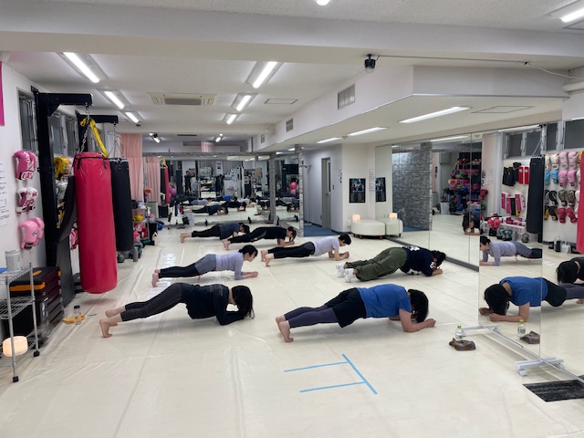 Hip Hopダンスクラス　女性専用ジム