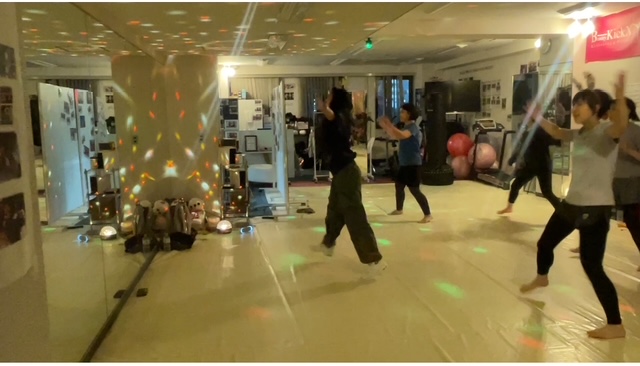 Hip Hopダンスクラス　女性専用キックボクシングジム