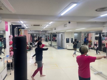 未経験キックボクシング　ビューティーキックス