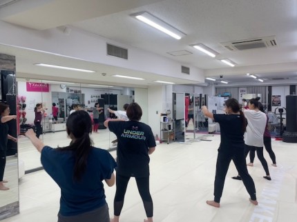 格闘技エクササイズ　ビューティーキックス